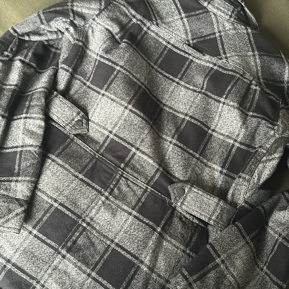 Duluth Jacket - image 4